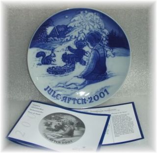 This listing is for *Jule Aften 2001* Christmas Childrens Plate