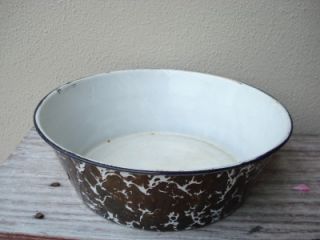 Old Brown White Swirl Large Graniteware Basin Pudding Pan