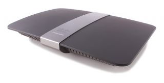 Cisco Linksys ® E4200 Maximum Performance Dual Band Wireless N Router