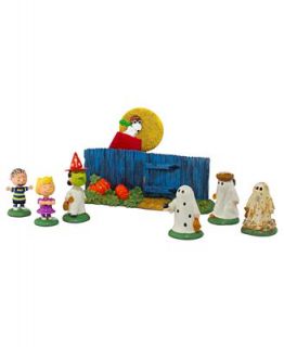 Department 56 Collectible Figurines, Peanuts Halloween Flying Snoopy