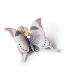 Lladro Collectible Figurine, Wild Flowers   Collectible Figurines