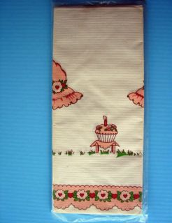 Hobbie Paper Tablecloth Table Cover Girl Cupcake Texture $10