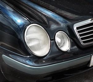 Benz W208 CLK Chrome Head Lights Lamps Surround Frame Rims