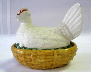 Basket Covered Nest Dish Chicken Hen Roosting Vintage Ceramic