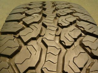 One Mastercraft Courser A T 2 235 70 16 Tire 33895