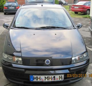 Fiat Punto 188 Bj. 12/2001 ***TÜV/AU 09/2014*** schwarz