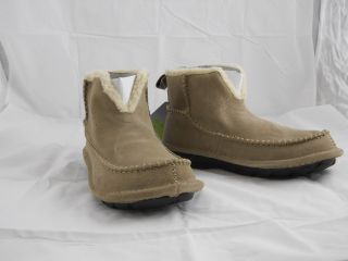 NEU Crocs Croccasin Boots Khaki Gr 37/38 warme Schuhe