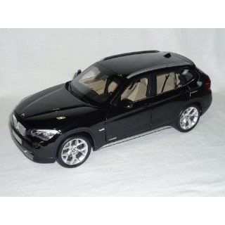 BMW X1 X 1 E84 SAPHIR SCHWARZ METALLIC 1/18 KYOSHO MODELLAUTO MODELL