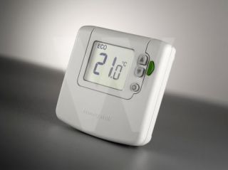 Honeywell DT92E wireless digital room thermostat