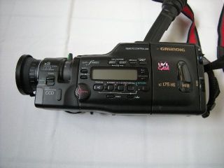 Grundig Hi8 Videokamera Modell LC 175 HE