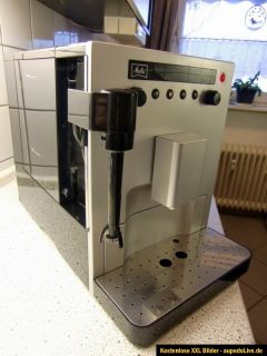 Melitta Kaffee Espresso Vollautomat Kaffeemaschine Caffeo Bistro E960