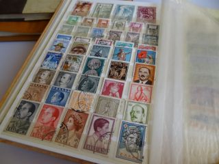 KG Karton uralte Briefmarken in Alben als Wunderkiste ab 1 EUR