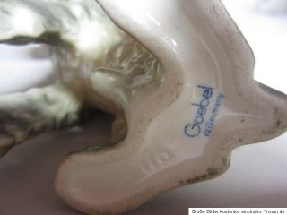 Goebel Porzellan Figur Schnauzer sitzend Hund H13cm x 8 cm