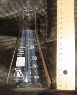 erlenmeyerkolben 1stueck 300 ml mit skala aus laborglas unbenutzt
