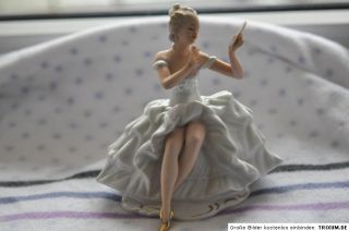 Porzellanfigur, Tänzerin, Ballerina, Thüringen,ca. 14 cm. breit ,ca