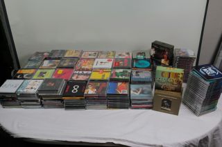 Riessige Liebhaber CD Sammlung Sonderposten 400 CDs aus allen Genres