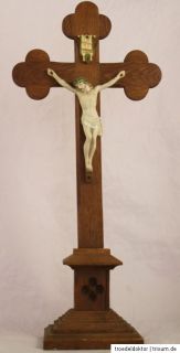 Altes Jesus Kreuz Standkreuz Holzkreuz Eichenholz Porzellan Christus