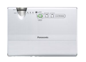 Panasonic PT LB60NTE LCD Projektor (3200 ANSI Lumen, Kontrast 4001