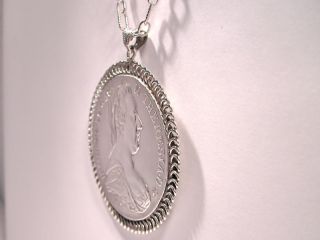 Maria Theresia Taler mit Kette / 835 er Silber