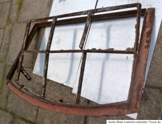 altes Stallfenster Eisenfenster Fenster Gußeisen Rundbogen Eisen