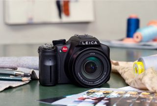 Sie bieten hier auf eine Leica V Lux 3 NEU und originalverpackt .