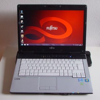 Fujitsu Lifebook S751 14,0 Core i3 2330m 2,2GHz 4GB 320GB * Portrep