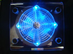 Laptop Cooler Glas Design mit 16cm Lüfter YL 828