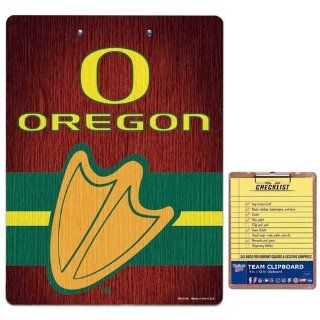 NCAA Oregon Ducks Team Logo Clipboard: Sports & Outdoors