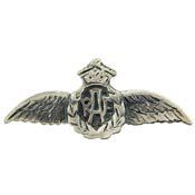 Metal Lapel Pin   Foreign Military Pins & Emblems   UK