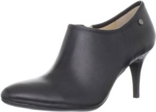 com Calvin Klein Womens Jenny Shiny S Nappa Pump,Black,7 M US Shoes