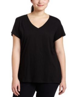 Southpole Juniors Plus Size Basic Solid Color V Neck Tee